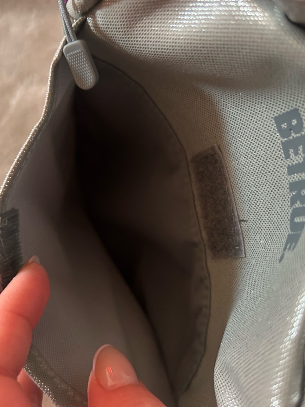 Nike Heritage BETRUE Crossbody Bag Silver Rainbow 🌈 PRIDE LGBTQ NWOT - Picture 9 of 12